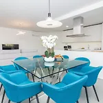 3 By Ici * אלבופיירה